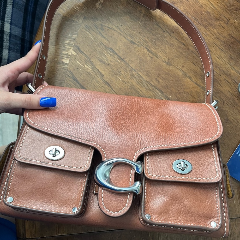 Coach cargo turnlock soft tabby